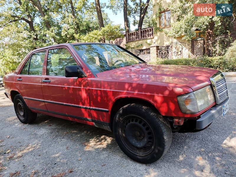 Седан Mercedes-Benz 190 1987 в Киеве
