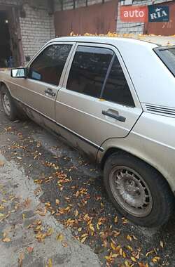 Седан Mercedes-Benz 190 1985 в Николаеве