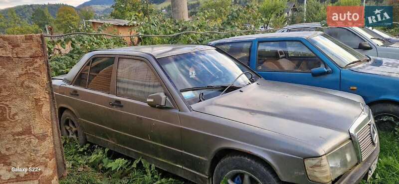 Седан Mercedes-Benz 190 1992 в Верховине