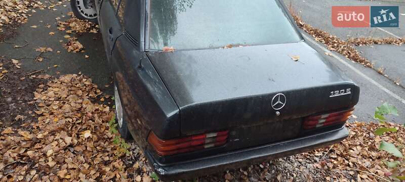 Седан Mercedes-Benz 190 1988 в Киеве