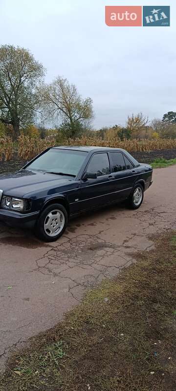 Седан Mercedes-Benz 190 1985 в Броварах