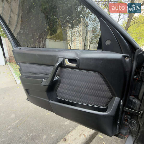 Седан Mercedes-Benz 190 1989 в Киеве фото 16 Седан Mercedes-Benz 190 1989 в Киеве