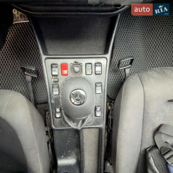 Седан Mercedes-Benz 190 1989 в Киеве фото 17 Седан Mercedes-Benz 190 1989 в Киеве