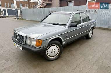 Седан Mercedes-Benz 190 1988 в Киеве