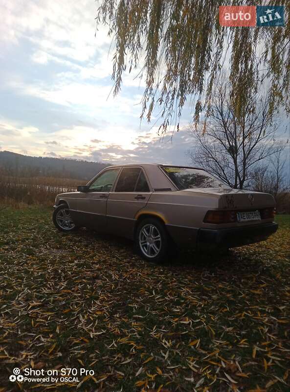 Седан Mercedes-Benz 190 1989 в Чечельнике