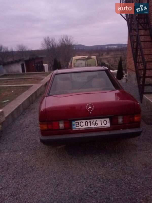Седан Mercedes-Benz 190 1985 в Львове