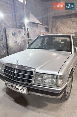 Седан Mercedes-Benz 190 1985 в Запорожье