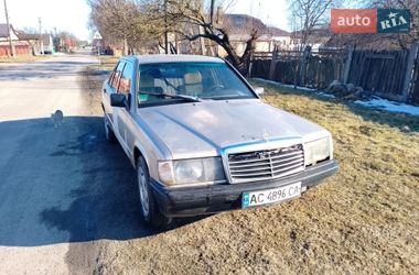 Седан Mercedes-Benz 190 1987 в Гощі