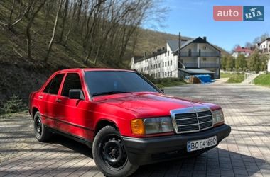 Седан Mercedes-Benz 190 1984 в Залещиках