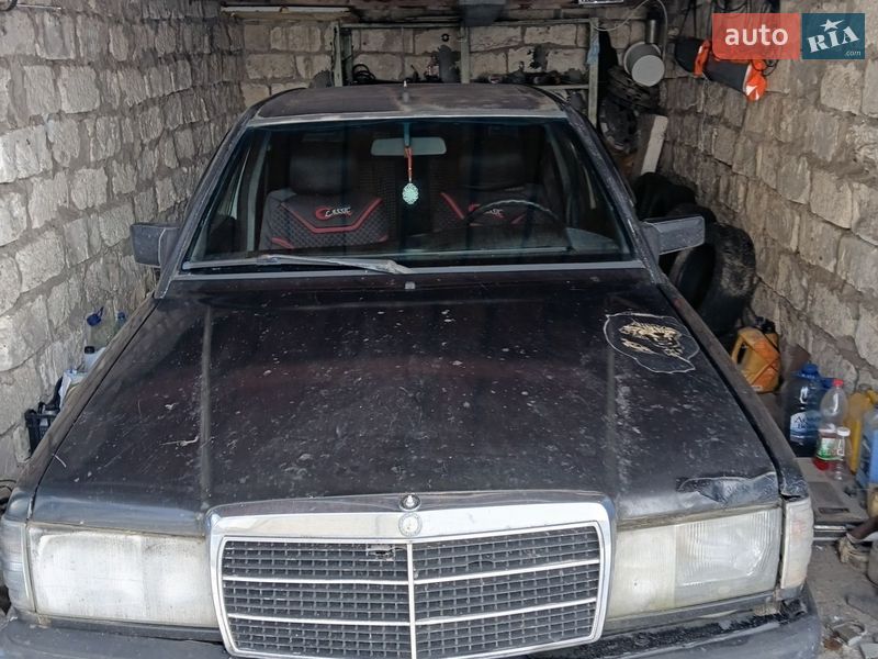 Mercedes-Benz 190 1989