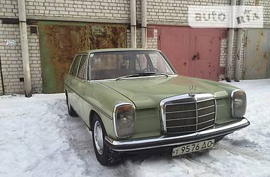 Седан Mercedes-Benz 230 Pullman 1971 в Днепре