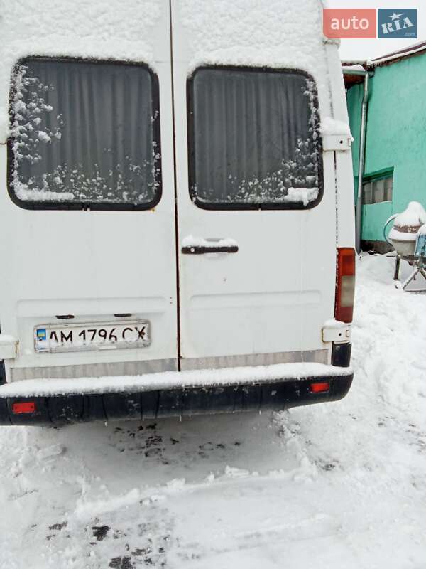 Седан Mercedes-Benz 500K 1995 в Овруче