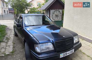 Седан Mercedes-Benz 500K 1994 в 