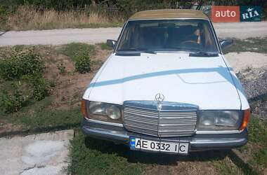 Седан Mercedes-Benz 500K 1983 в Кривом Роге