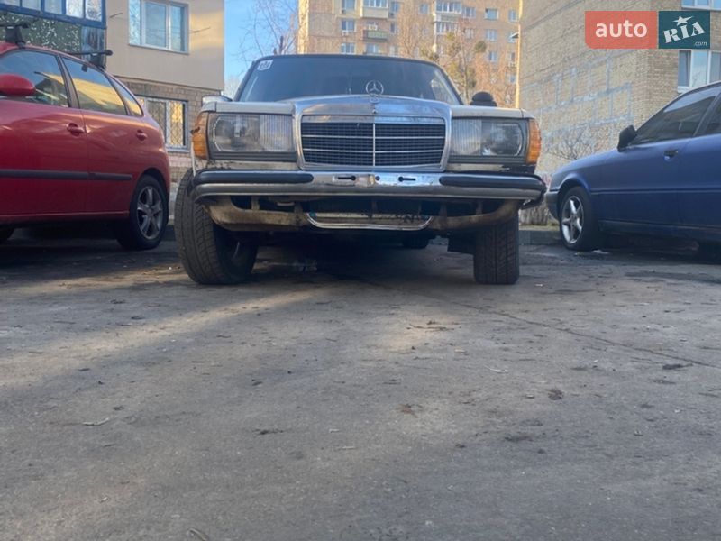 Mercedes-Benz 500K 1976