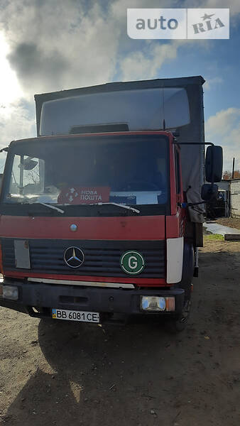 Mercedes-Benz 817