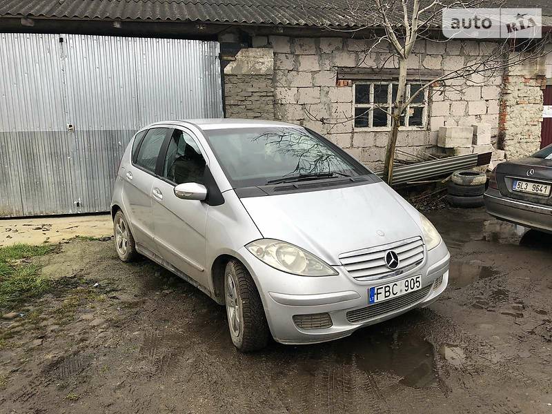 Mercedes-Benz A 180