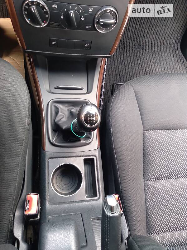Mercedes-Benz A 200