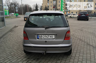 Хетчбек Mercedes-Benz A-Class 2000 в 