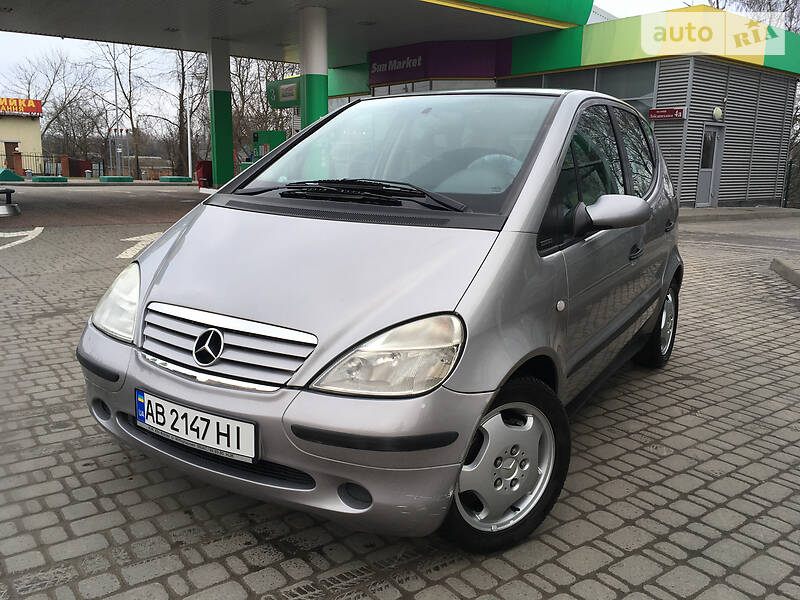 Хетчбек Mercedes-Benz A-Class 2000 в 
