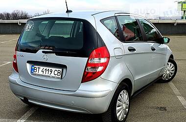 Хетчбек Mercedes-Benz A-Class 2006 в 