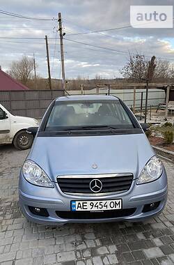 Хэтчбек Mercedes-Benz A-Class 2006 в Днепре