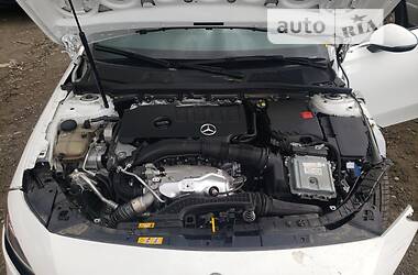 Седан Mercedes-Benz A-Class 2018 в Києві