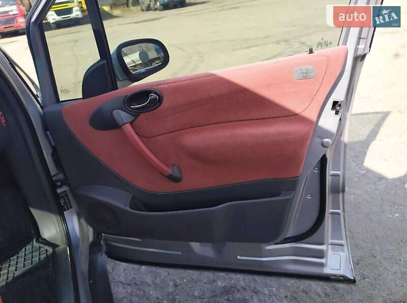 Хэтчбек Mercedes-Benz A-Class 1999 в Новоднестровске