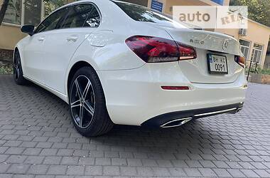 Седан Mercedes-Benz A-Class 2020 в 