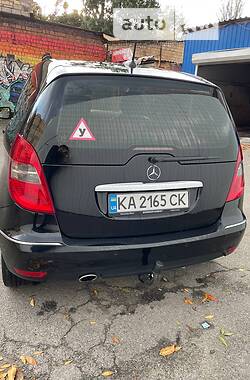 Купе Mercedes-Benz A-Class 2010 в Киеве