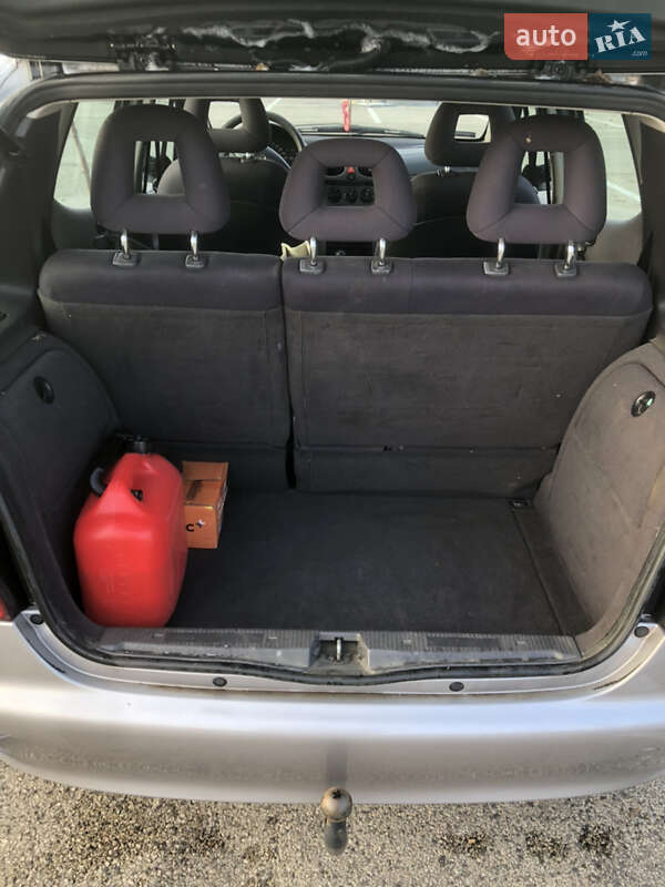 Хэтчбек Mercedes-Benz A-Class 2001 в Ужгороде