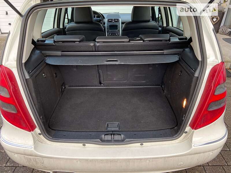 Хэтчбек Mercedes-Benz A-Class 2006 в Киеве