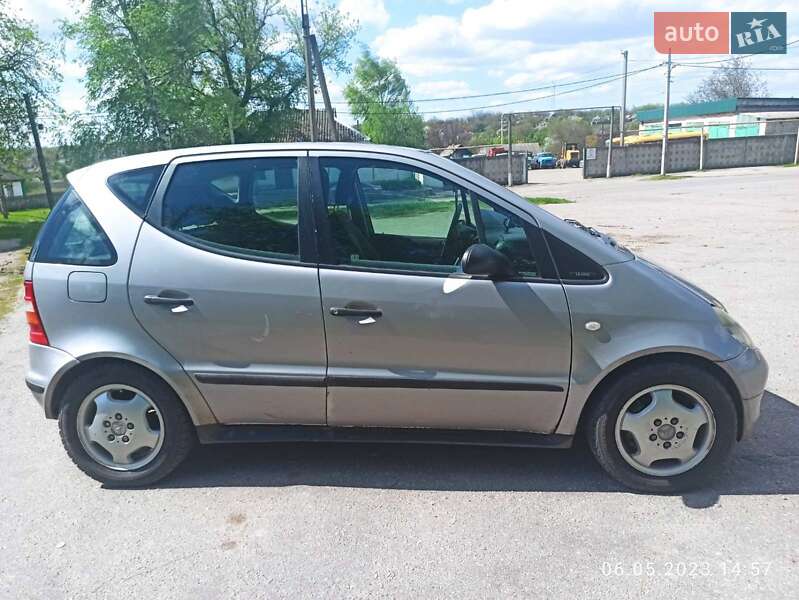Хэтчбек Mercedes-Benz A-Class 2001 в Новгородке