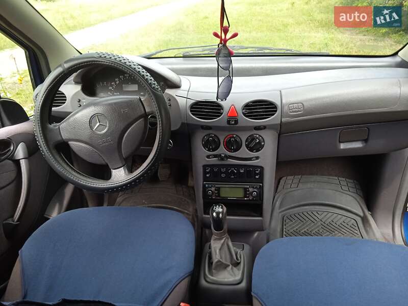 Хэтчбек Mercedes-Benz A-Class 2000 в Золочеве