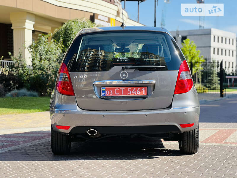 Хэтчбек Mercedes-Benz A-Class 2010 в Киеве