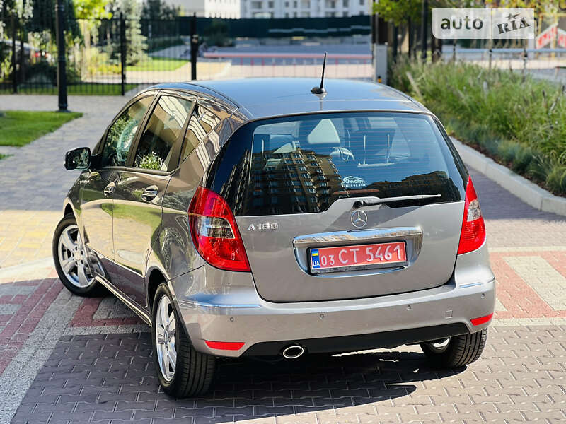 Хэтчбек Mercedes-Benz A-Class 2010 в Киеве