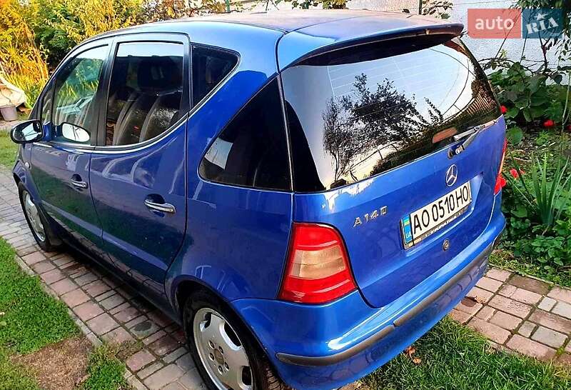Хэтчбек Mercedes-Benz A-Class 1999 в 