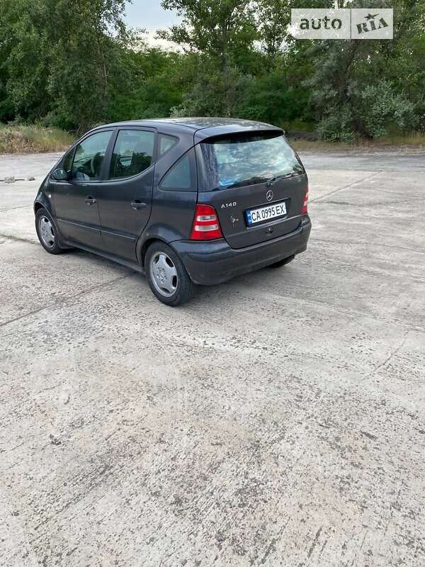 Хетчбек Mercedes-Benz A-Class 2001 в Каневі фото 5 Хетчбек Mercedes-Benz A-Class 2001 в Каневі