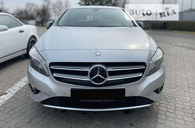 Хэтчбек Mercedes-Benz A-Class 2015 в Черновцах