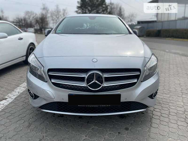 Хэтчбек Mercedes-Benz A-Class 2015 в Черновцах