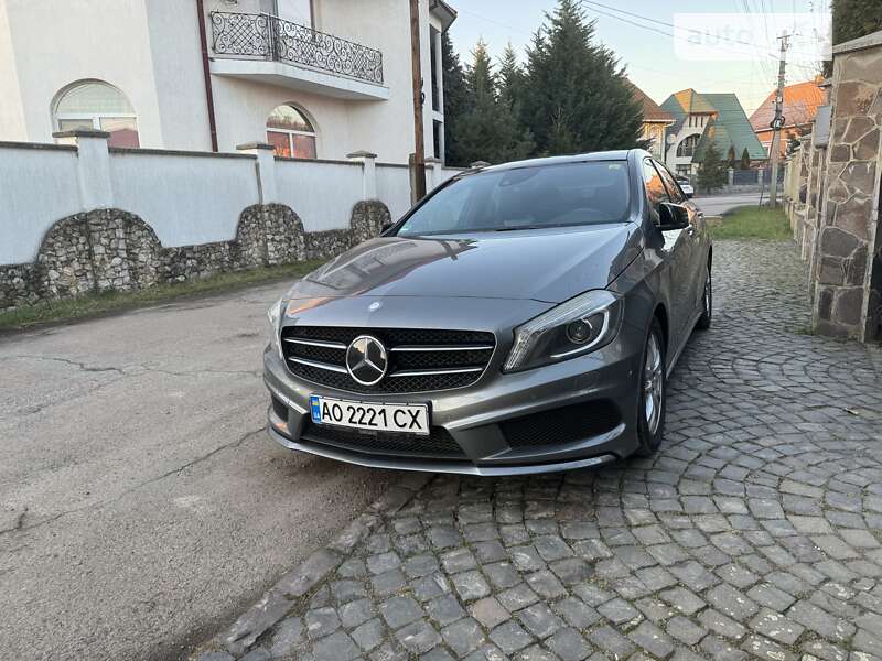 Хэтчбек Mercedes-Benz A-Class 2012 в Мукачево