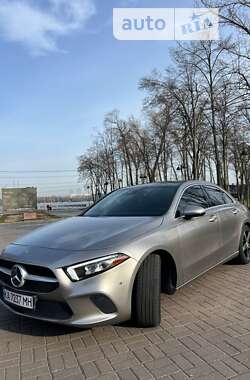 Седан Mercedes-Benz A-Class 2019 в Києві