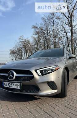 Седан Mercedes-Benz A-Class 2019 в Киеве