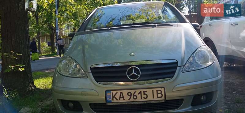 Хэтчбек Mercedes-Benz A-Class 2006 в 