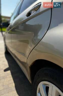 Хэтчбек Mercedes-Benz A-Class 2006 в 