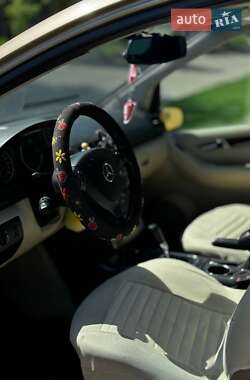 Хэтчбек Mercedes-Benz A-Class 2006 в 