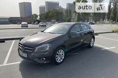 Хэтчбек Mercedes-Benz A-Class 2015 в Киеве