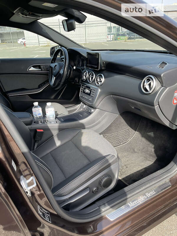 Хэтчбек Mercedes-Benz A-Class 2015 в Киеве