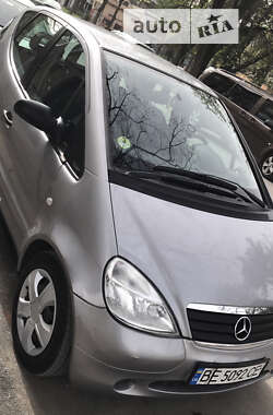 Хэтчбек Mercedes-Benz A-Class 2000 в 