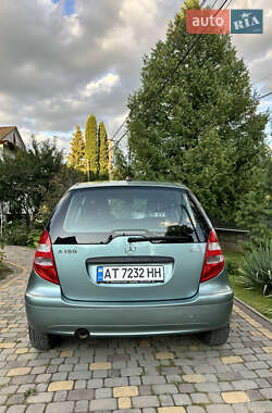 Хэтчбек Mercedes-Benz A-Class 2005 в 